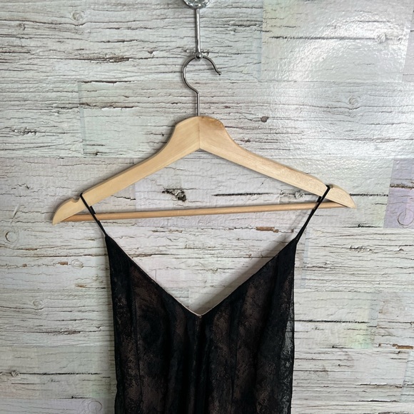 Stylestalker black lace midi dress size large - Picture 4 of 9